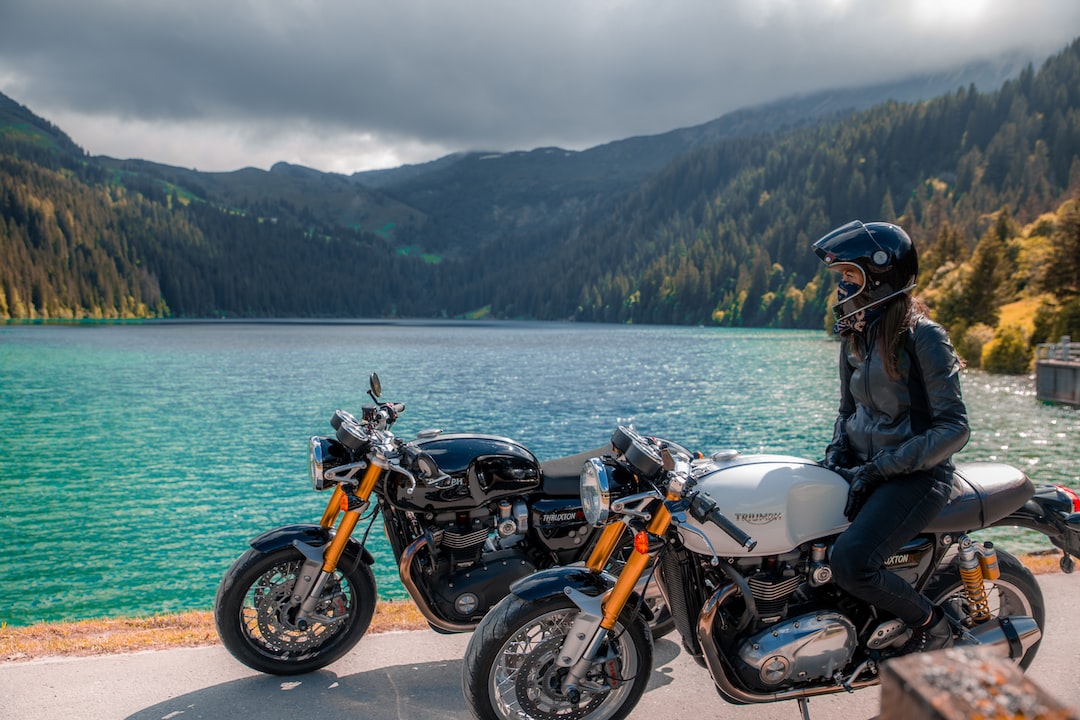 5 équipements indispensables pour le motard débutant