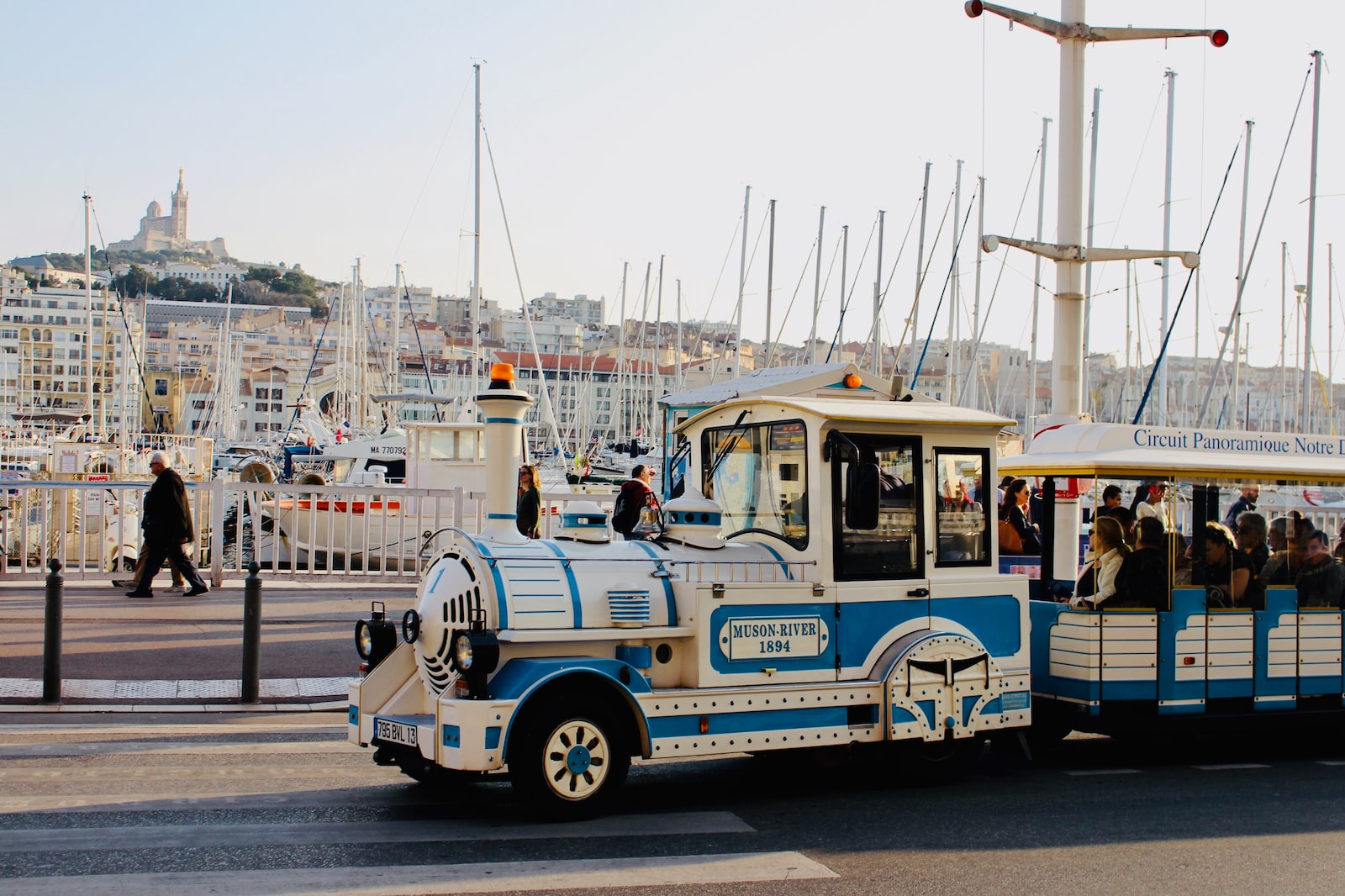 Les bons plans pour une location d’utilitaire à Marseille et dans les Bouches du Rhône