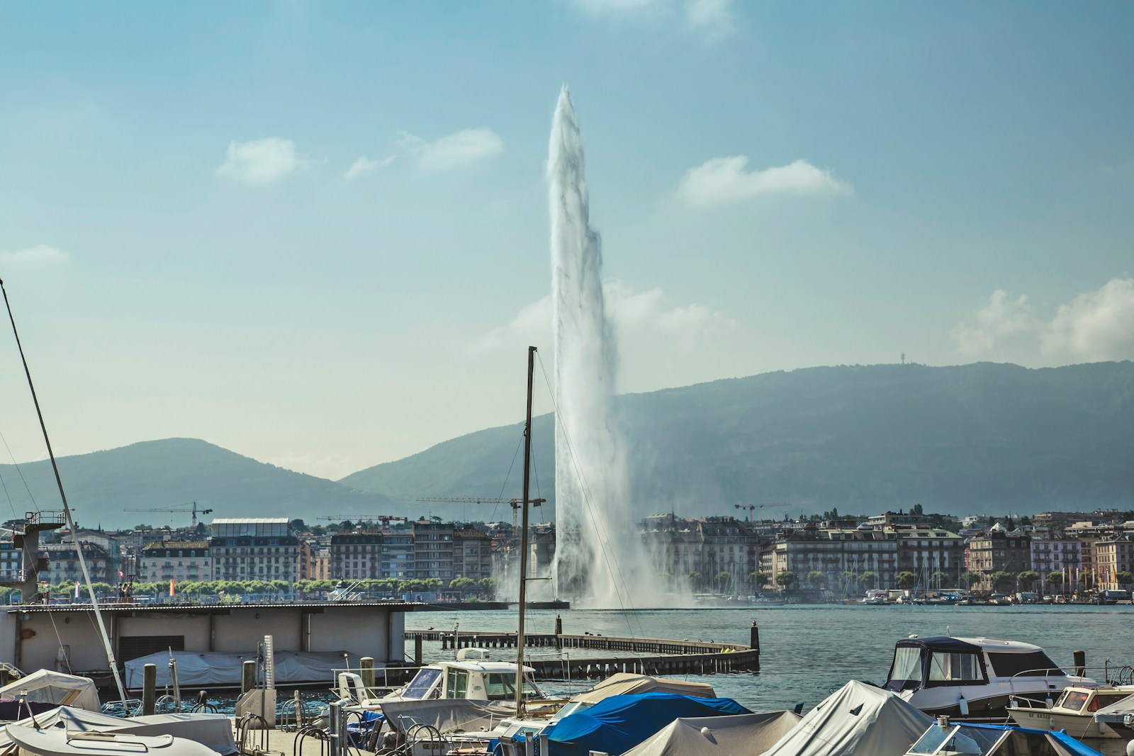 Guide ultime pour choisir le meilleur service de chauffeur à Genève